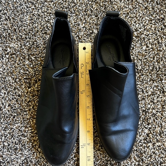 Universal Thread Black Ankle Boots - Picture 1 of 7